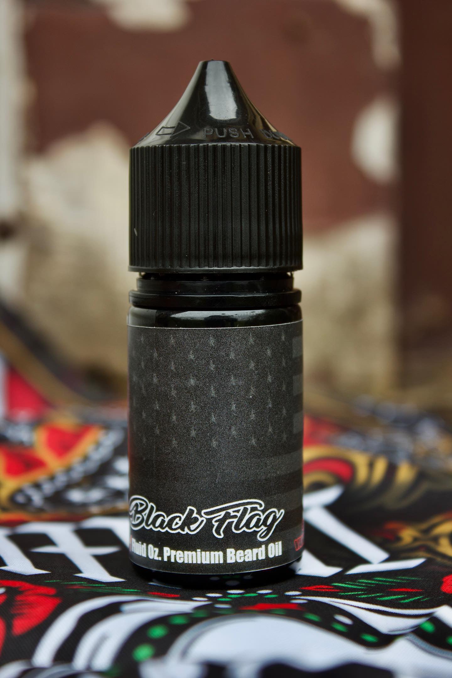 BLACK FLAG - Waving Sweet Woodsy Aroma